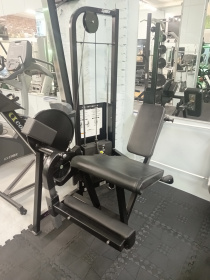 Купить Разгибание ног сидя Cybex VR 4850 в Санкт-Петербурге